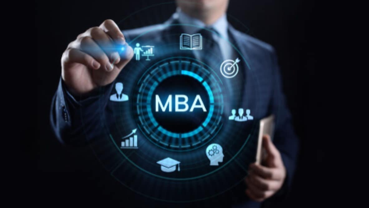 Top-8-Online-MBA-Accelerated-Programs-of-2024